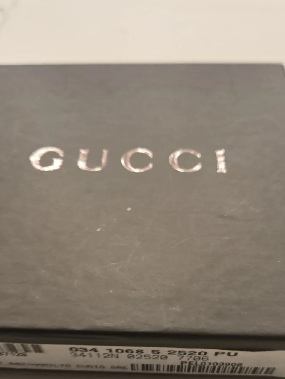 Gucci Brown Leather Men's Card Holder with Gold 'G' Emblem